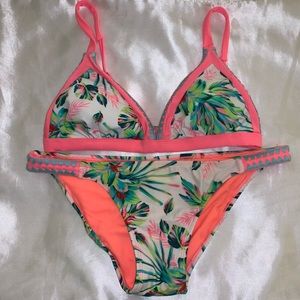 Xhilaration Bikini Set